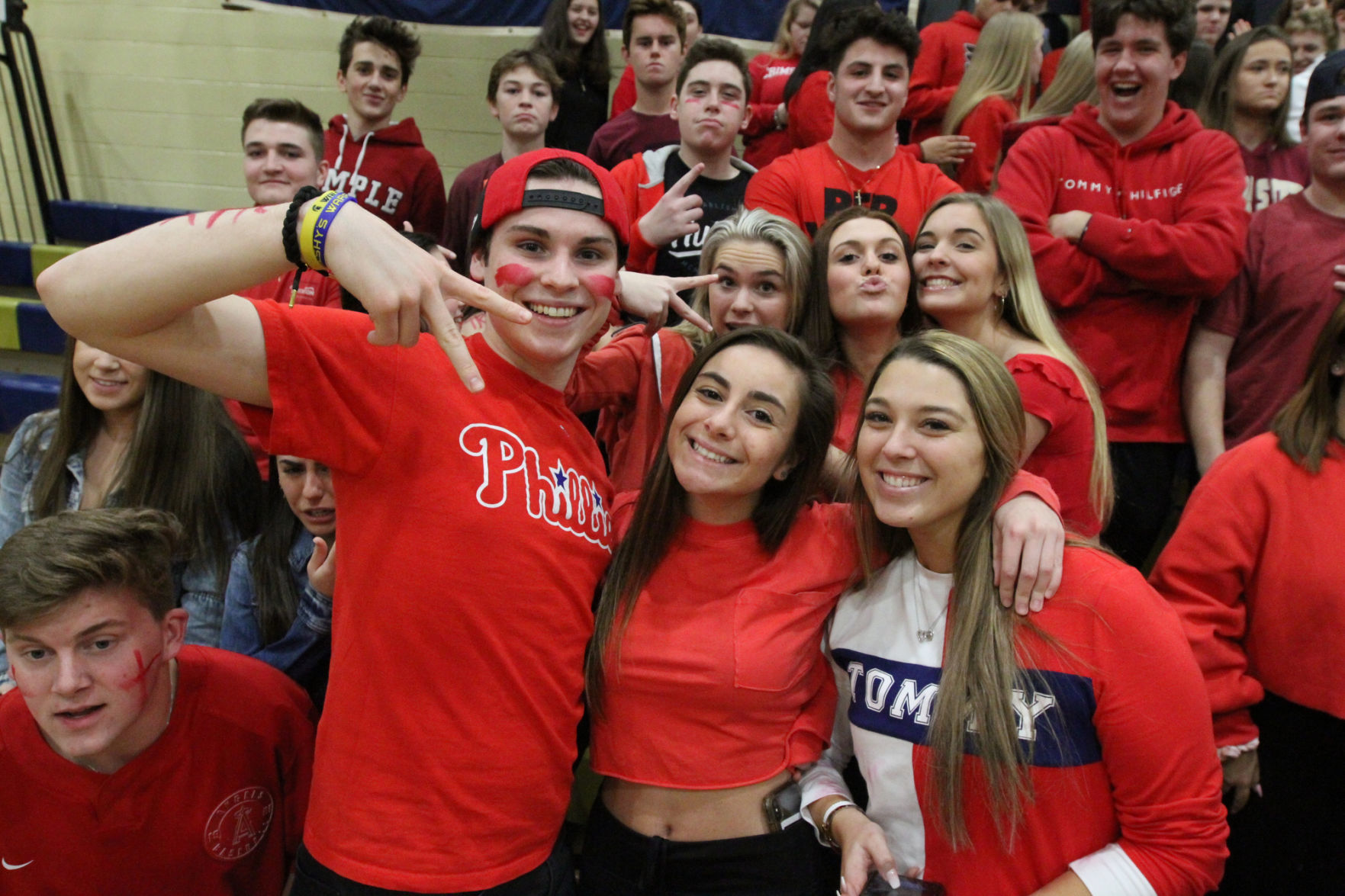 Holy Spirit Mainalnd boys basketball